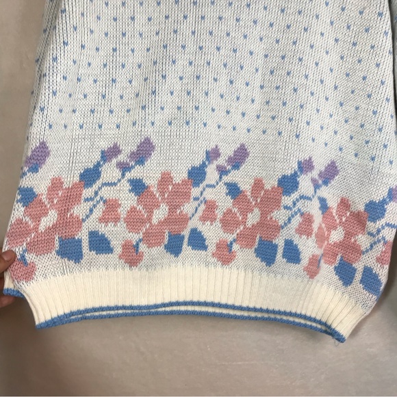 Vintage pastel cottagecore grandma knit jumper Romanian sweater hearts flowers - Picture 4 of 7